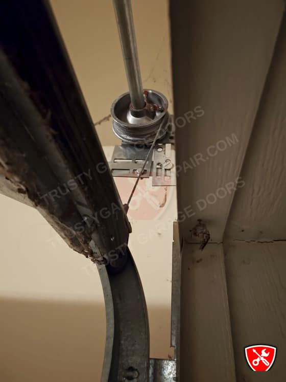 Emergency Garage Door Repair in Lewisville, TX