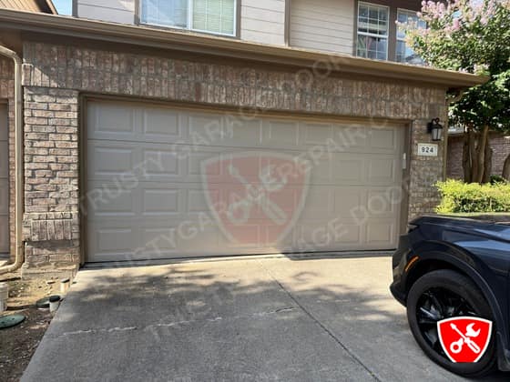 Garage Door Service in Plano, TX