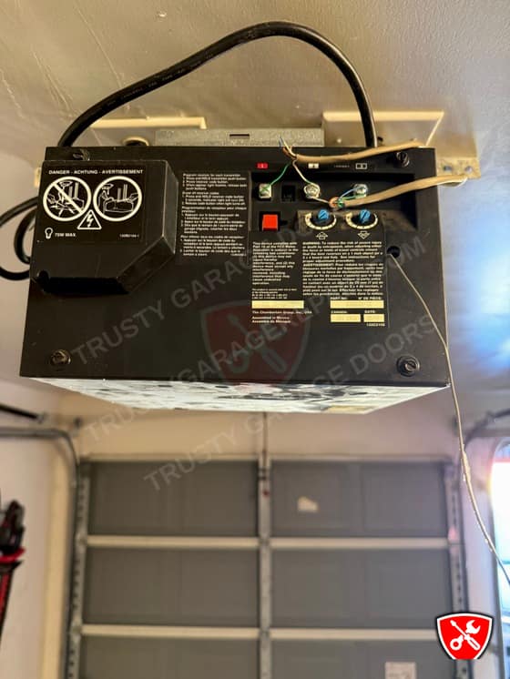 Garage Door Service in Grand Prairie, TX