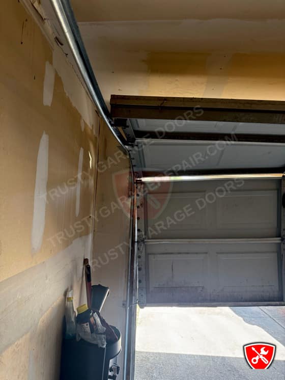 Garage Door Service in Dallas, TX