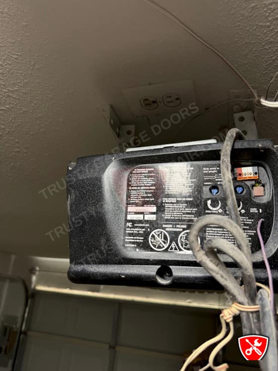 Garage Door Service in Dallas, TX