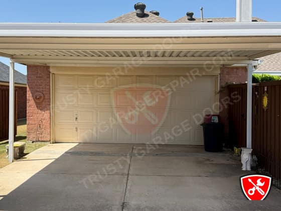 Garage Door Service in Mesquite, TX