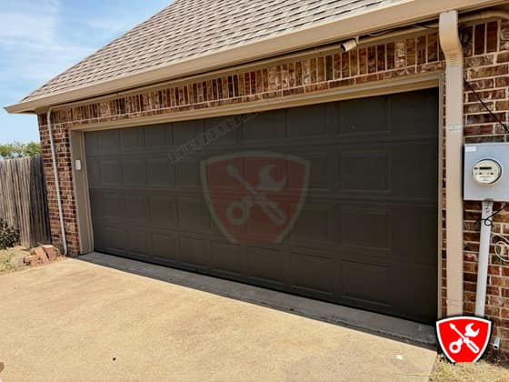 Garage Door Service in Midlothian, TX
