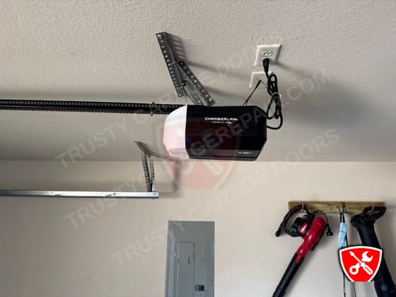 Garage Door Service in Fort Worth, TX