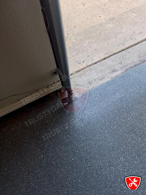 Garage Door Service in Frisco, TX