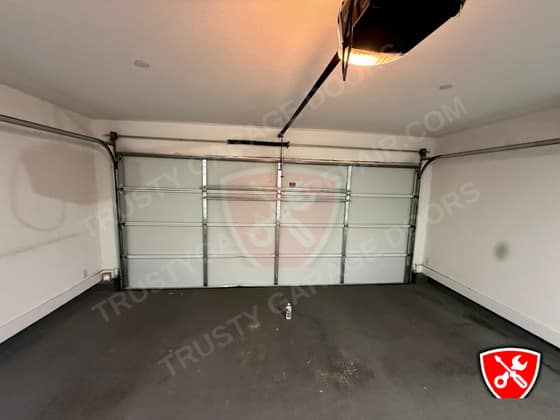 Garage Door Service in Dallas, TX
