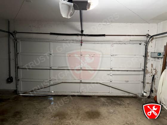 Garage Door Service in Dallas, TX