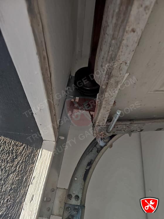 Garage Door Service in Fort Worth, TX