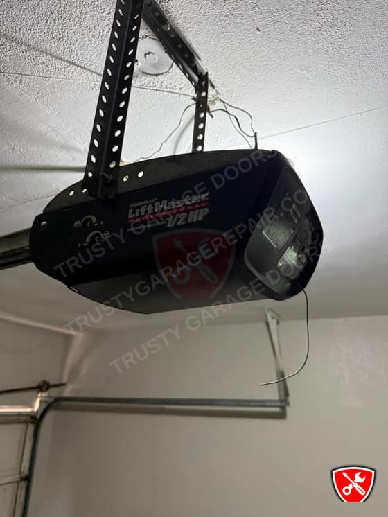 Garage Door Service in Dallas, TX