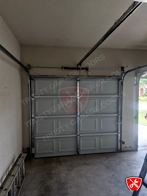 Garage Door Service in Mansfield, TX