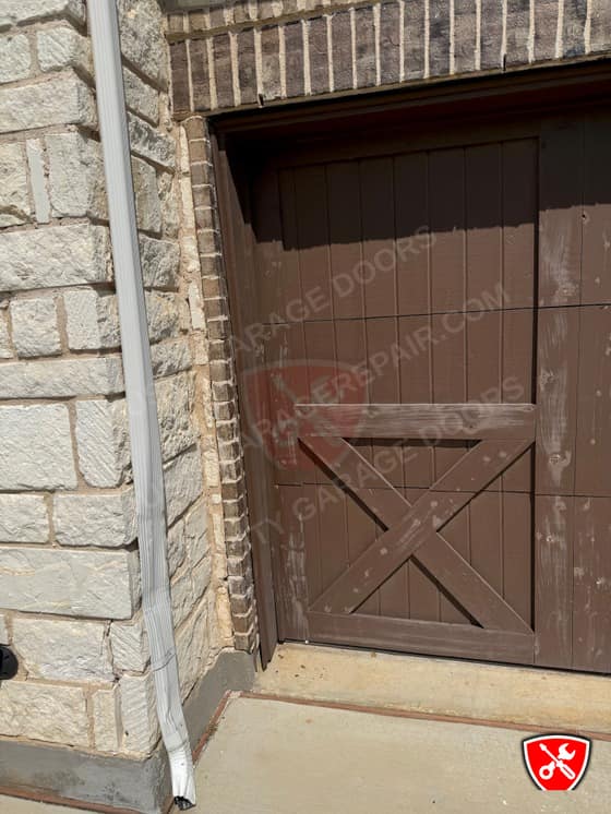 Garage Door Service in Hickory Creek, TX