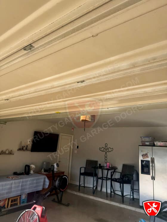 Garage Door Tune Up in Fort Worth, TX